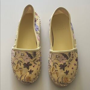 Gucci Floral Espadrilles - Cream and Lavender